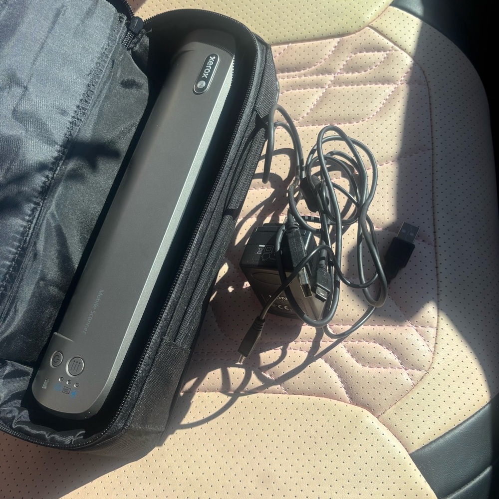 Xerox brand portable document laminator,